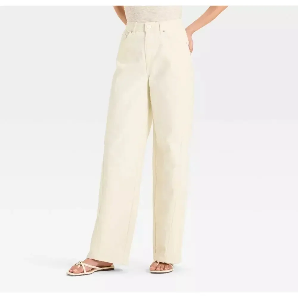 Future Collective Mid-Rise Relaxed Fit Wide Leg Distressed Jeans White Size 6